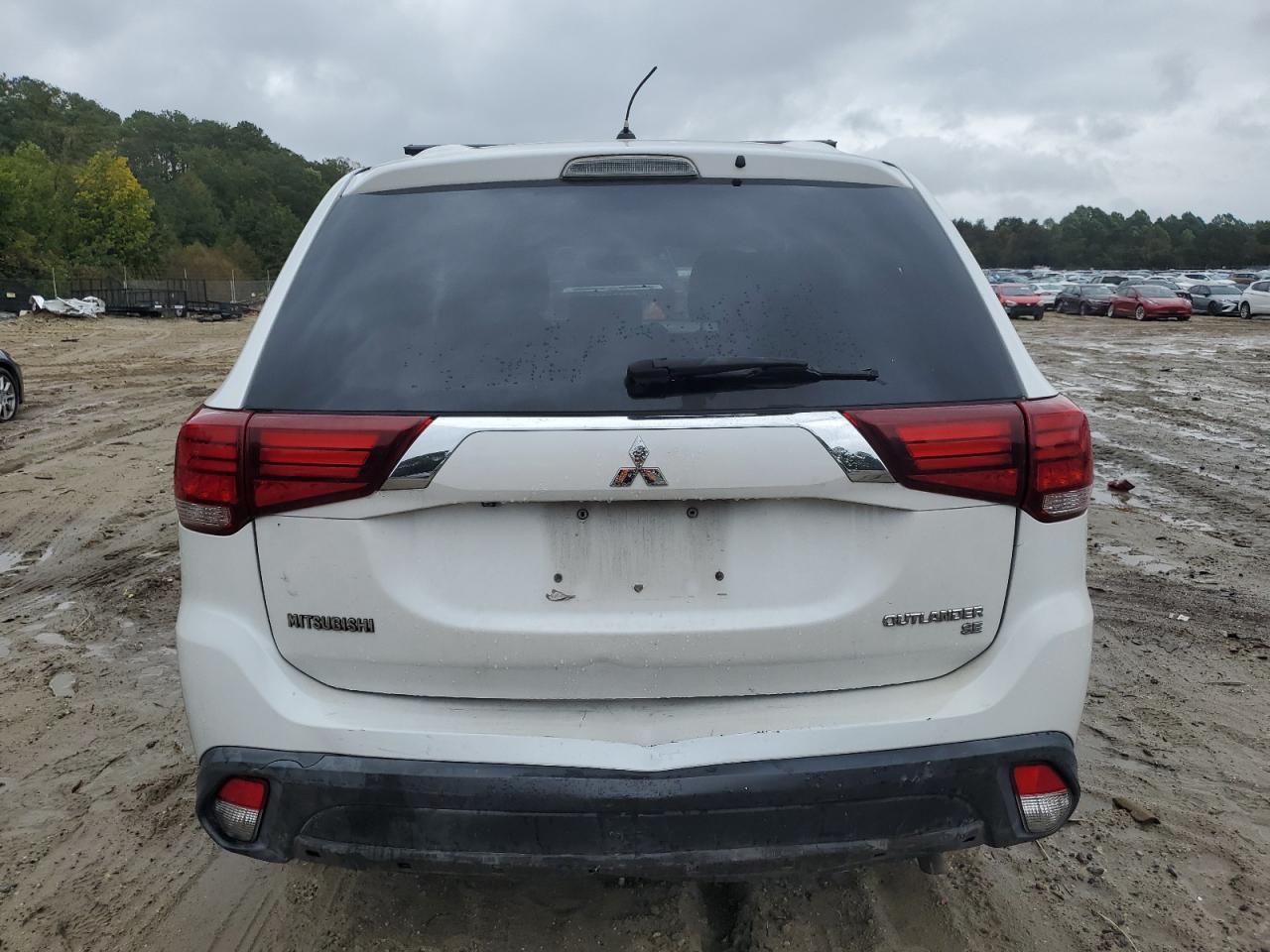 2016 MITSUBISHI outlander