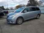 2011 TOYOTA SIENNA