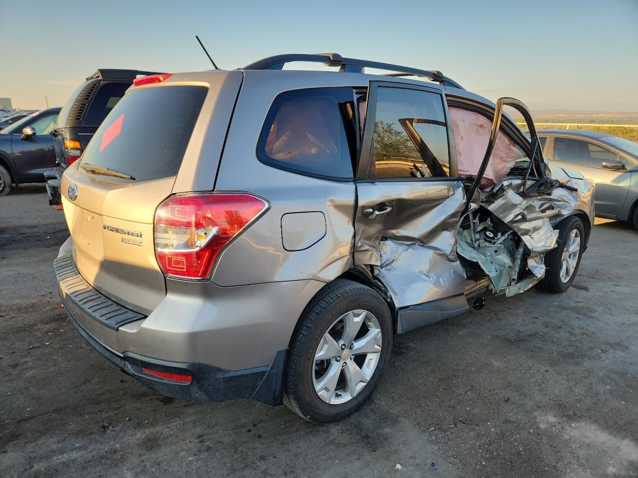 2015 SUBARU FORESTER