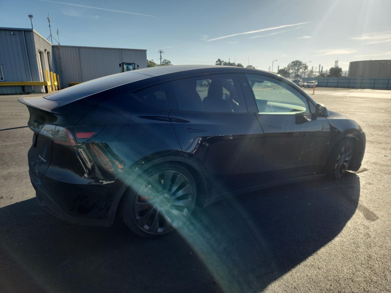 2024 TESLA MODEL Y