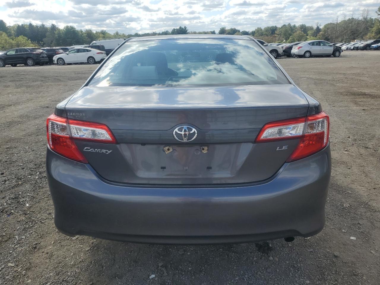 2014 TOYOTA CAMRY
