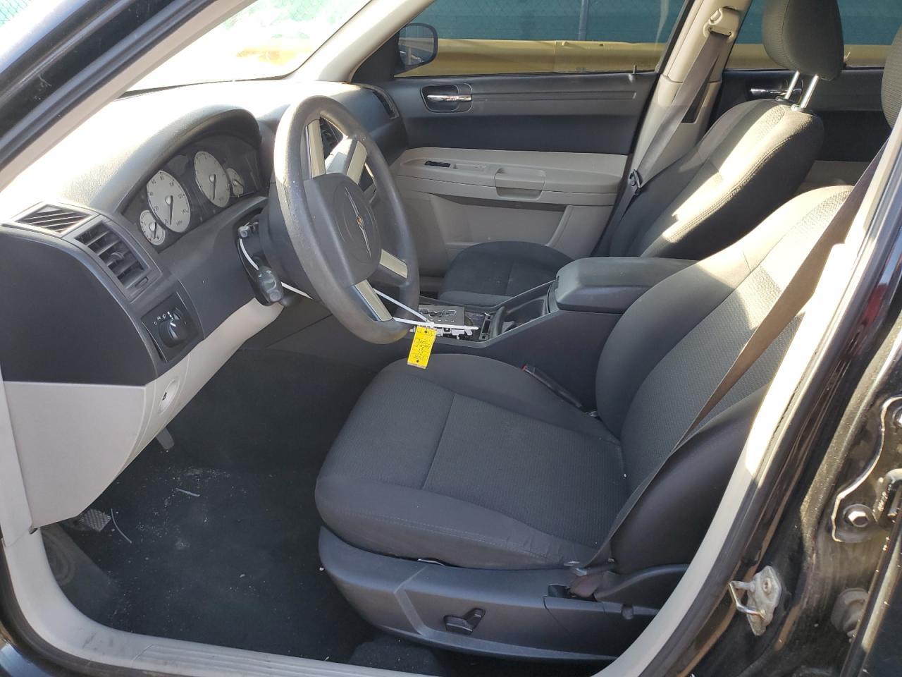 2005 CHRYSLER 300