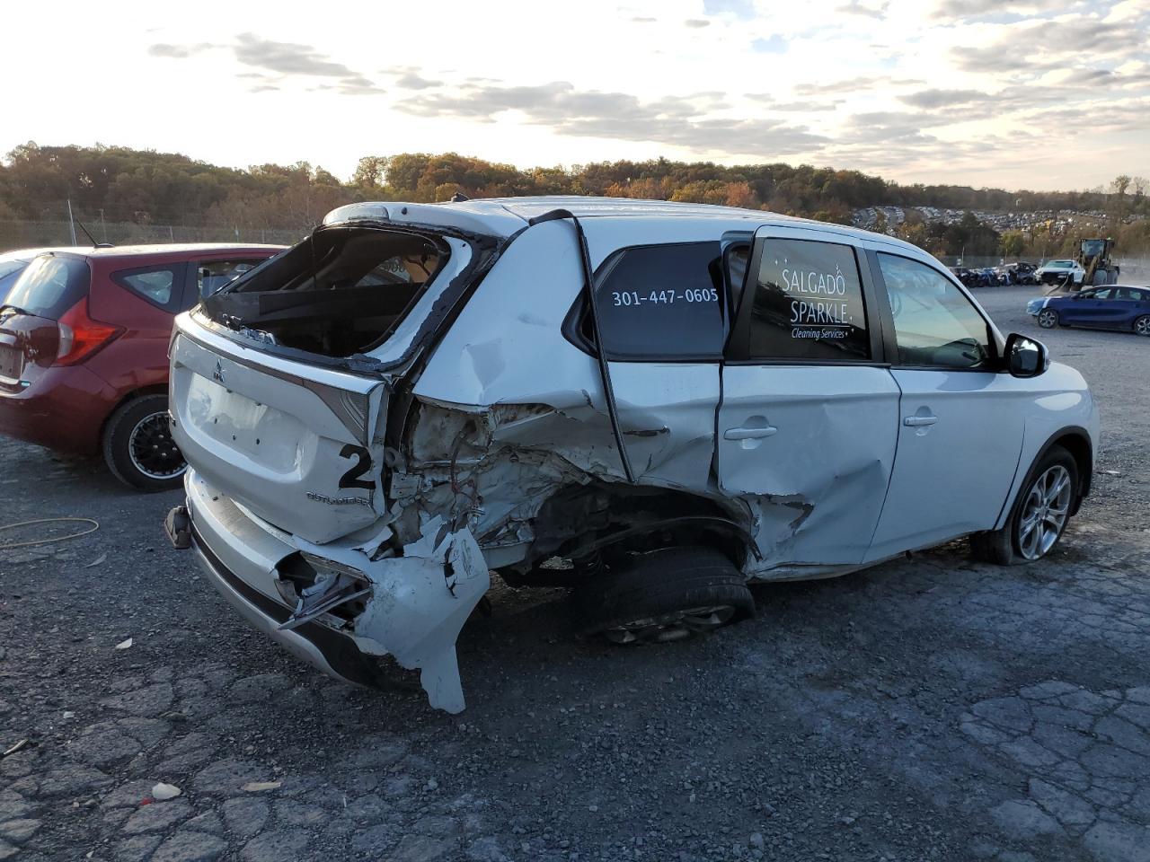 2015 MITSUBISHI outlander