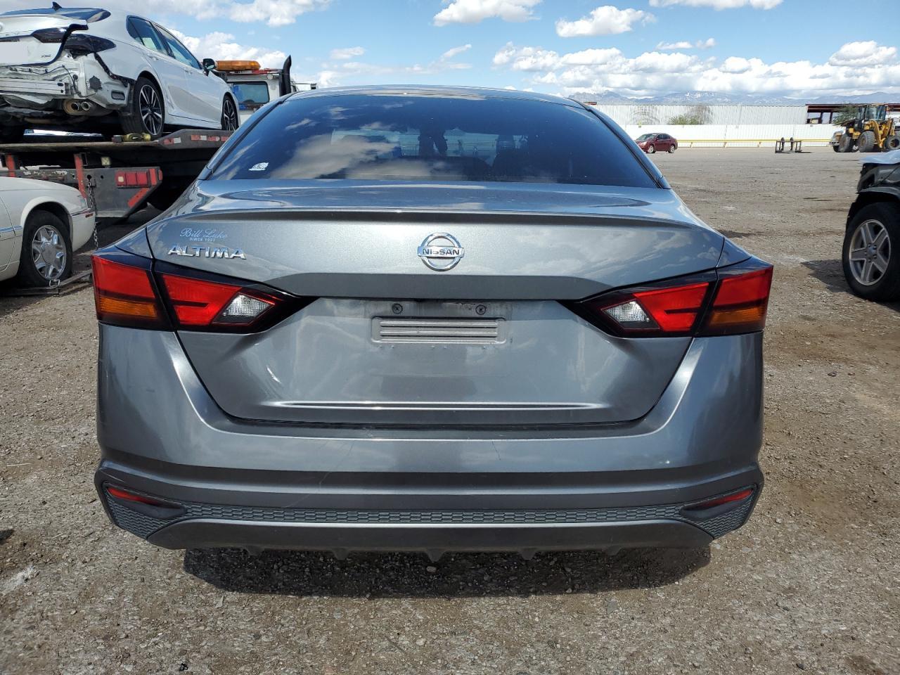 2022 NISSAN ALTIMA