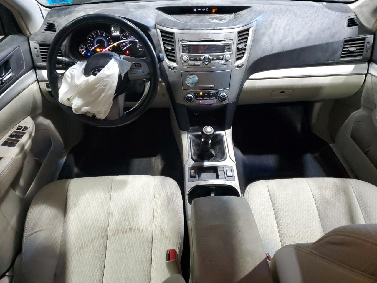 2010 SUBARU Outback