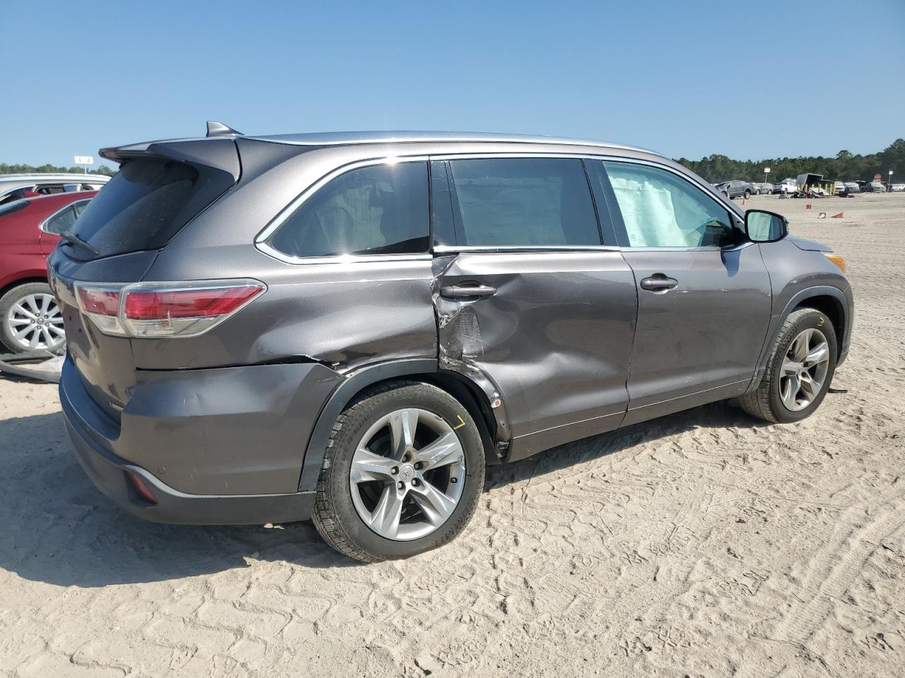 2015 TOYOTA HIGHLANDER