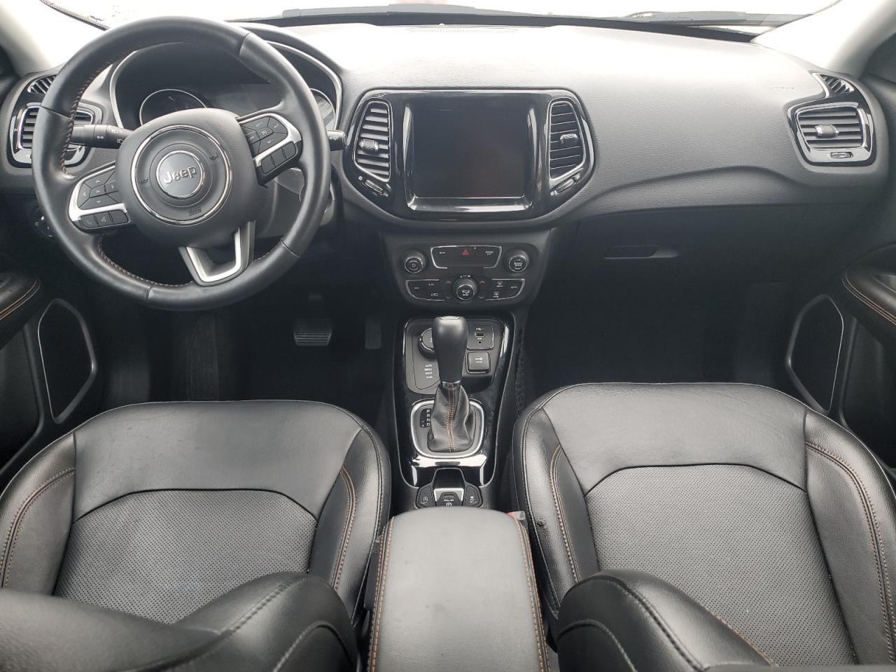 2020 JEEP Compass