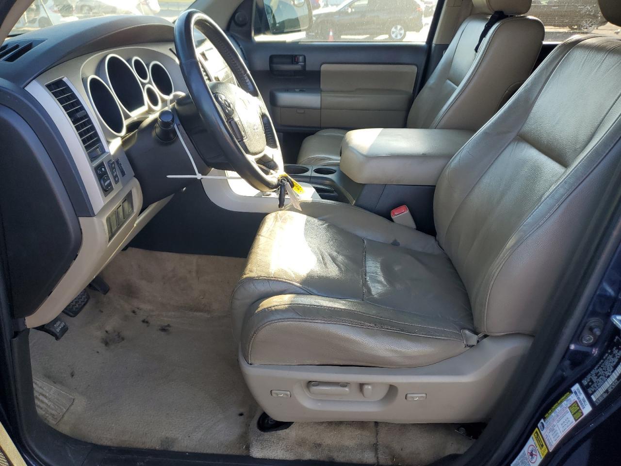 2008 TOYOTA Sequoia