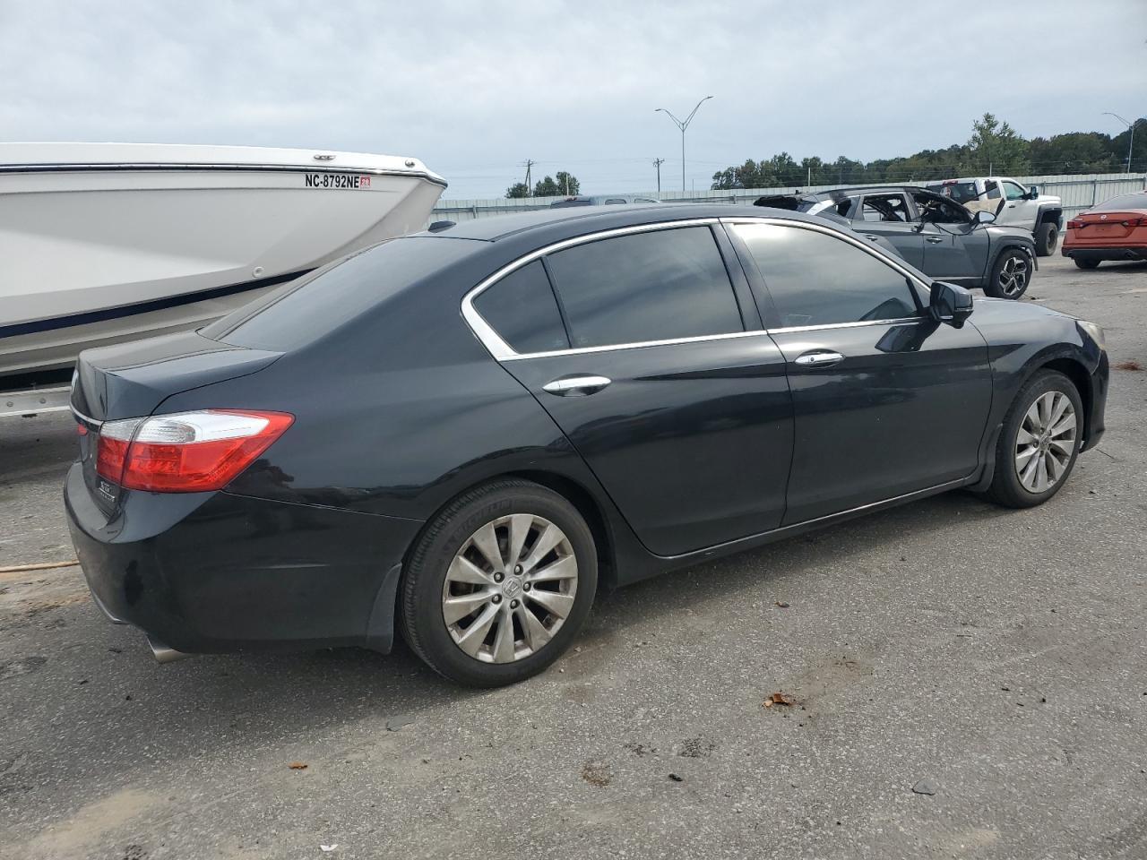 2015 HONDA ACCORD