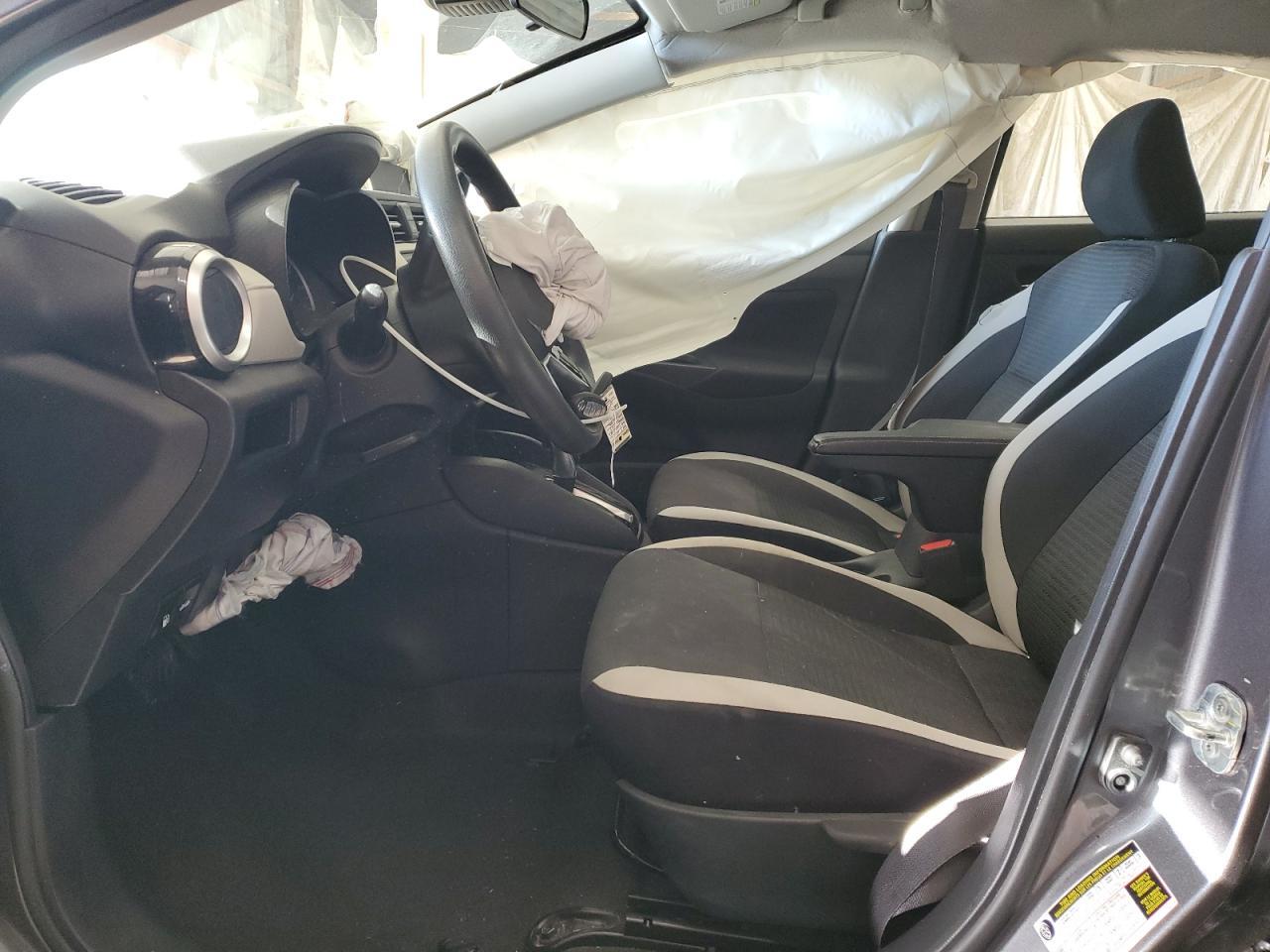2021 NISSAN VERSA