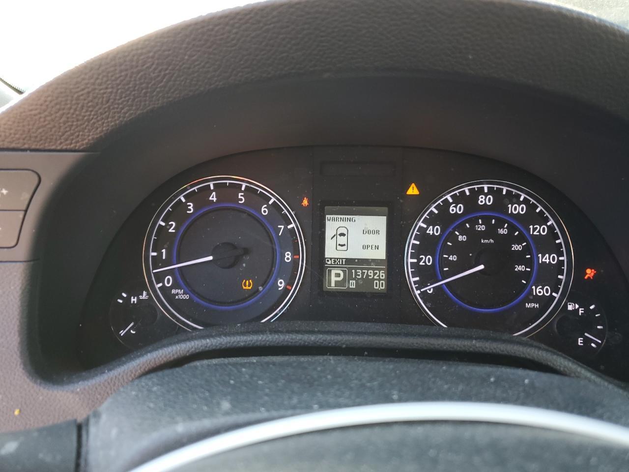 2013 INFINITI G37
