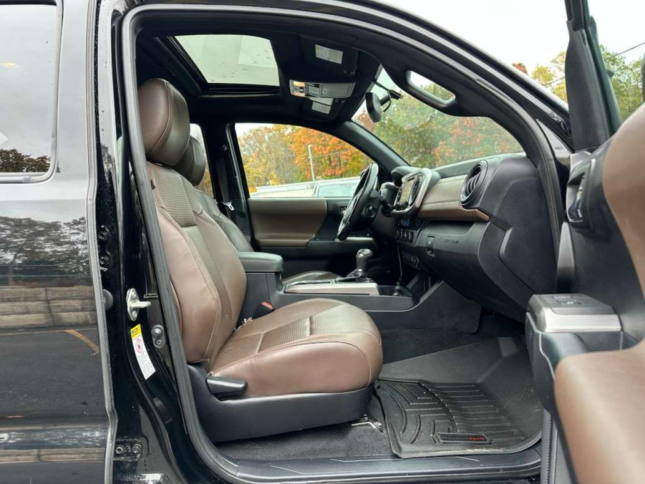 2017 TOYOTA TACOMA
