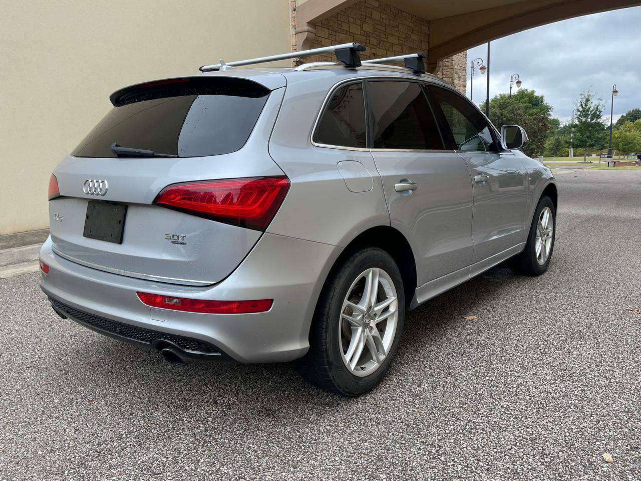 2015 AUDI Q5