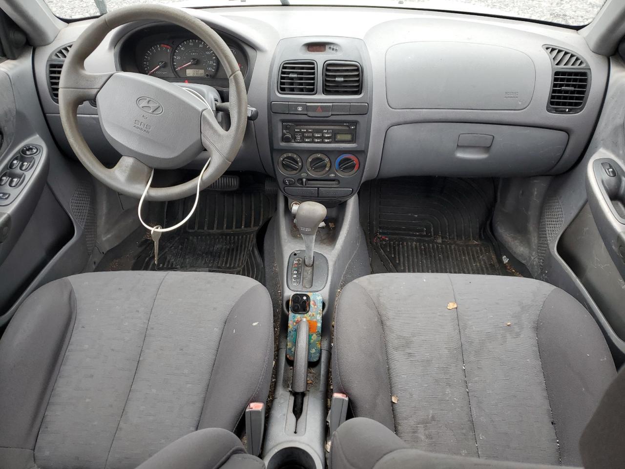 2003 HYUNDAI ACCENT