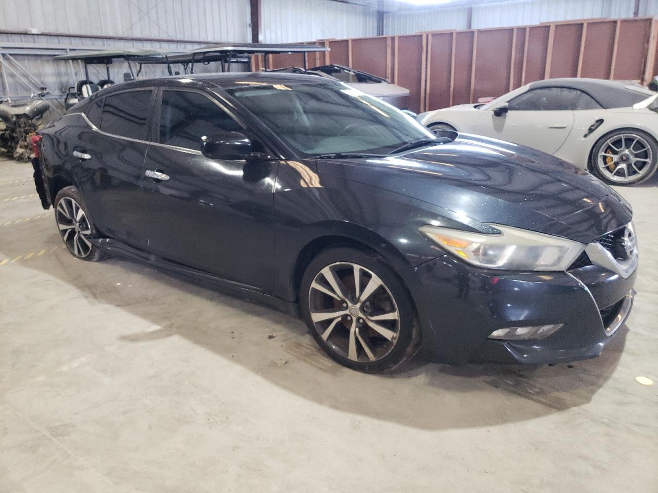 2016 NISSAN Maxima