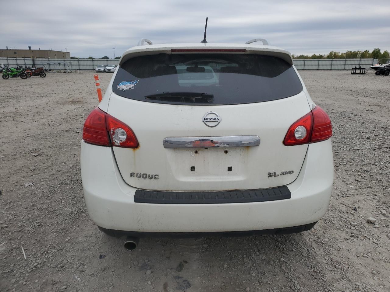 2013 NISSAN ROGUE