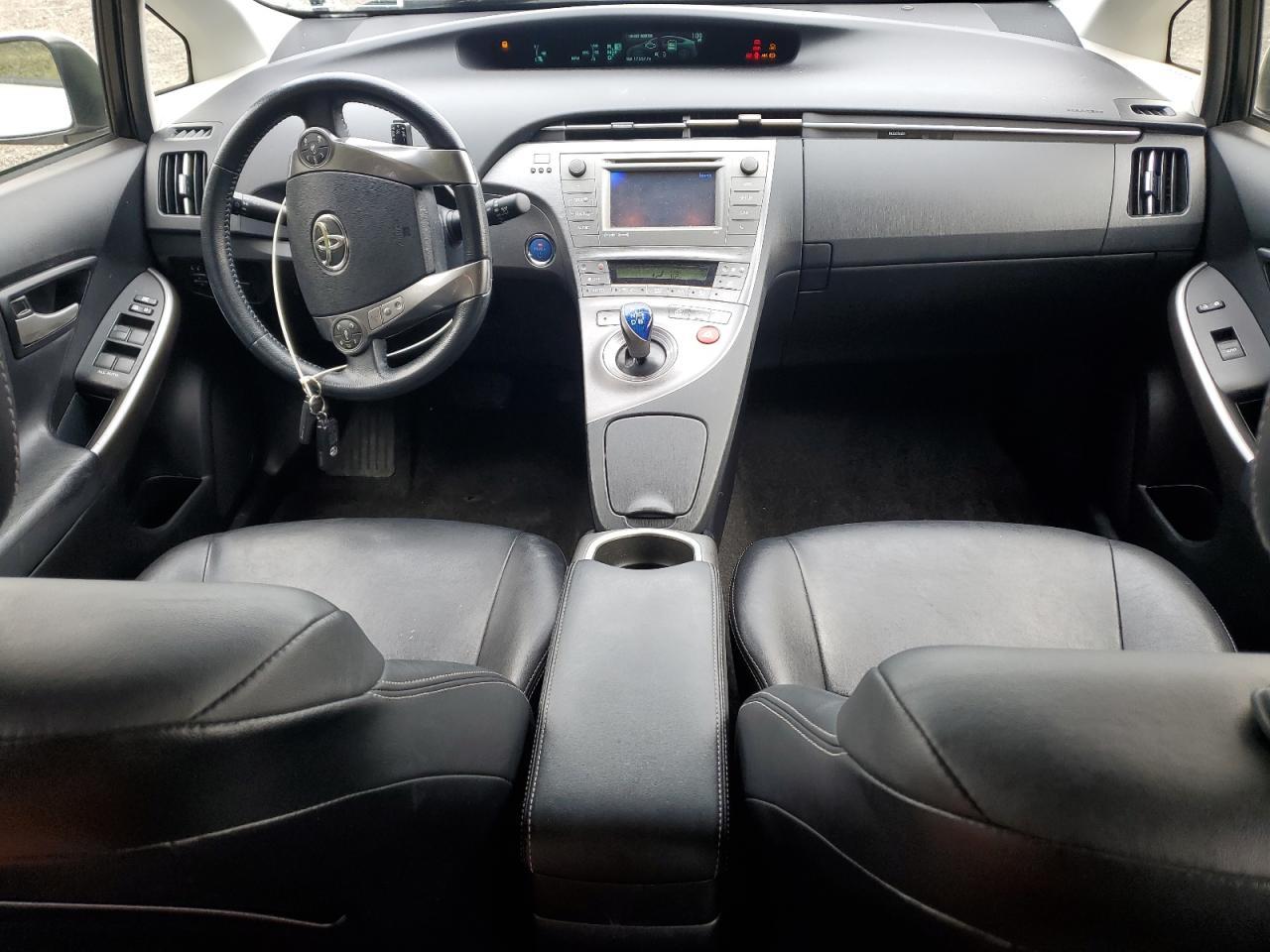 2015 TOYOTA PRIUS