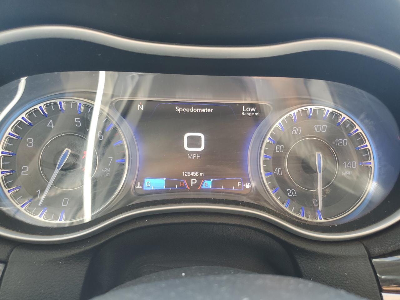 2015 CHRYSLER 300
