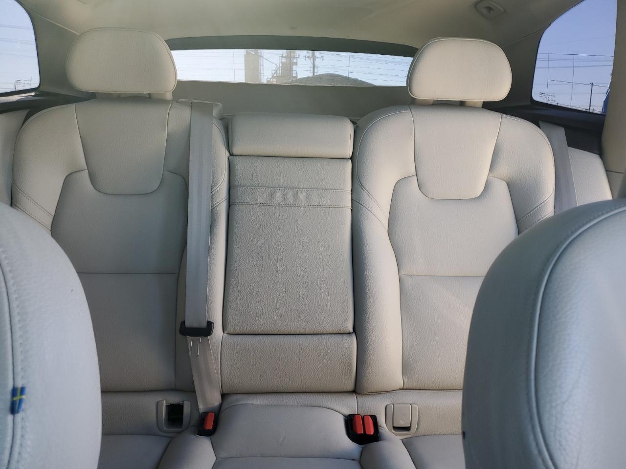 2019 VOLVO XC60