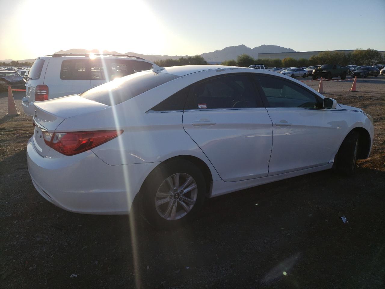 2012 HYUNDAI SONATA