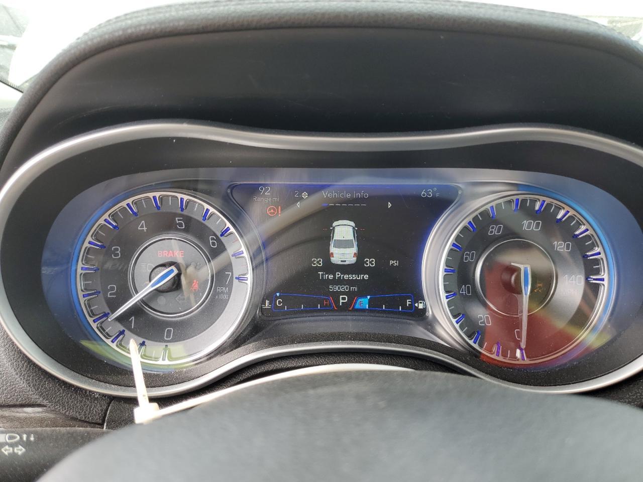 2016 CHRYSLER 300