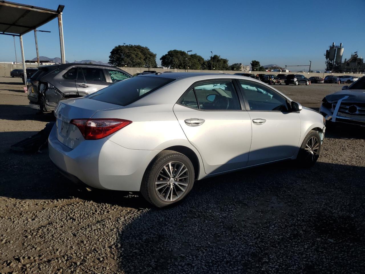 2017 TOYOTA COROLLA