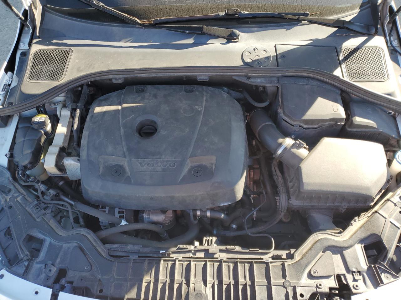 2018 VOLVO S60
