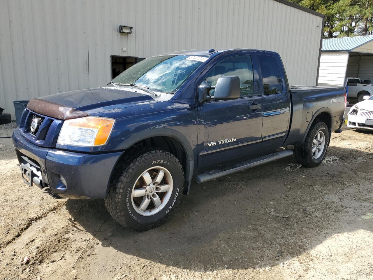 2012 NISSAN Titan