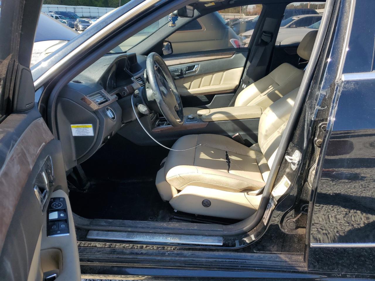 2011 MERCEDES-BENZ E-Class