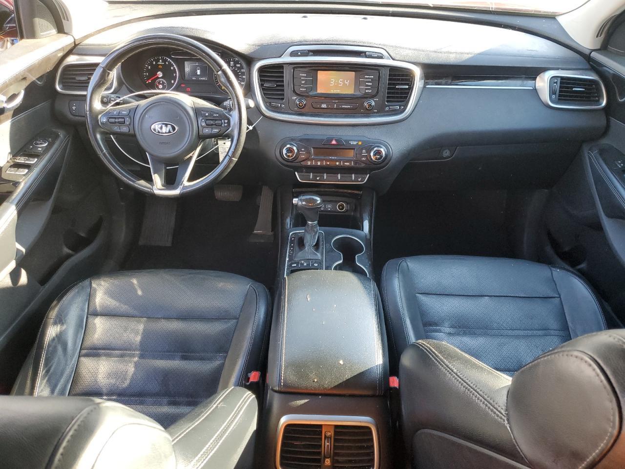 2016 KIA SORENTO