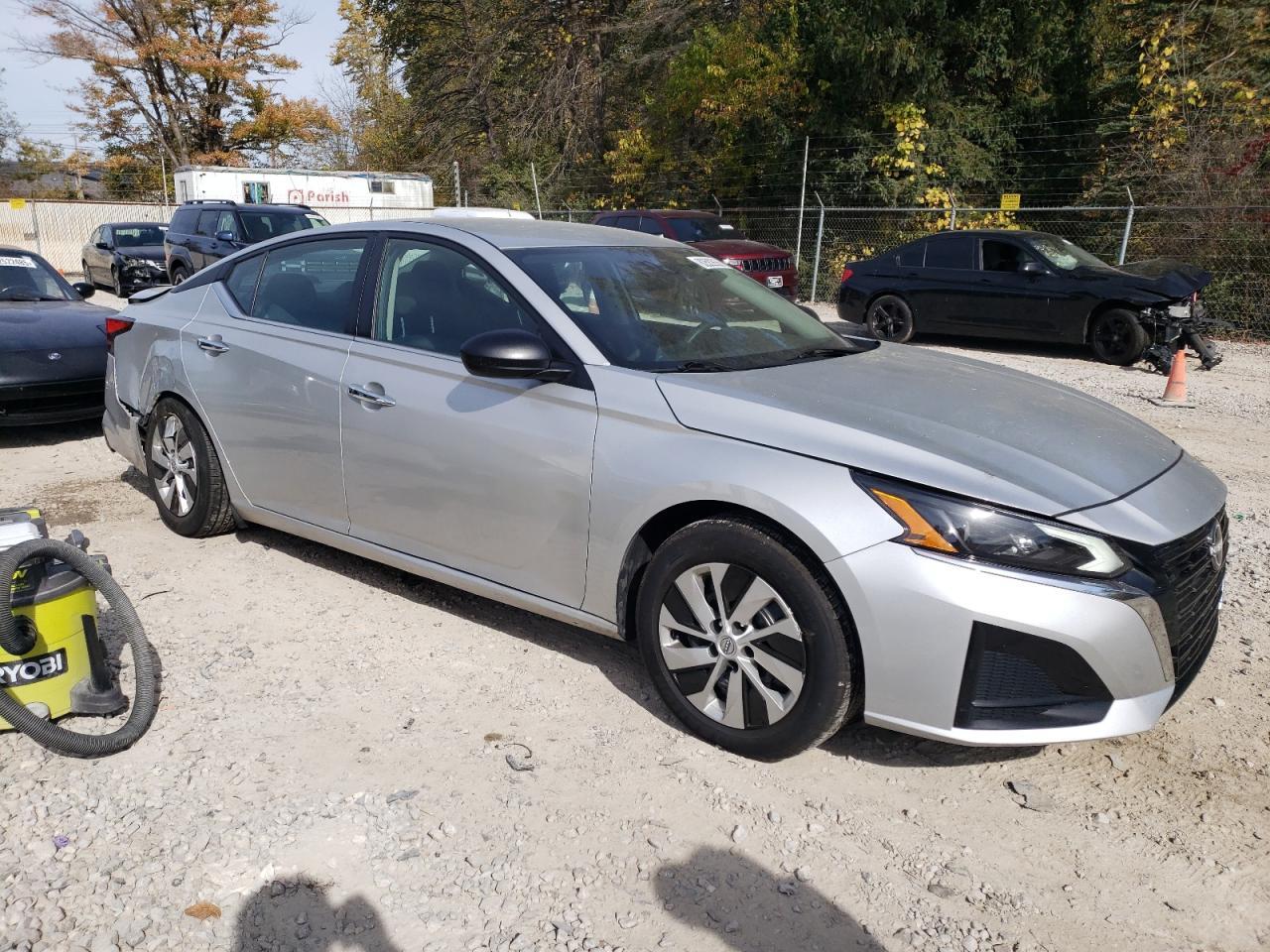 2024 NISSAN ALTIMA