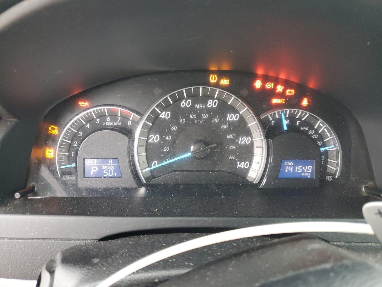 2013 TOYOTA CAMRY