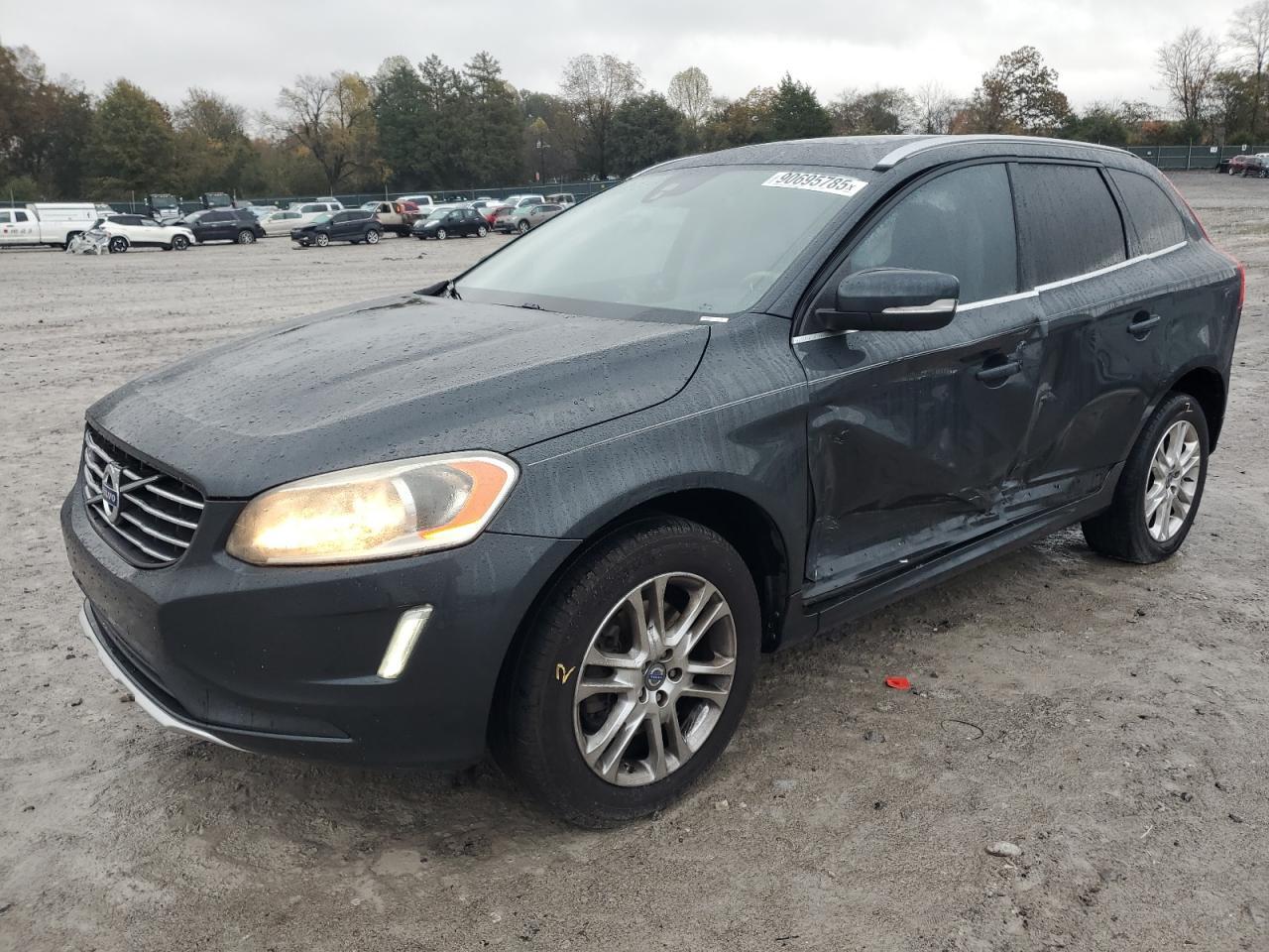 2015 VOLVO XC60