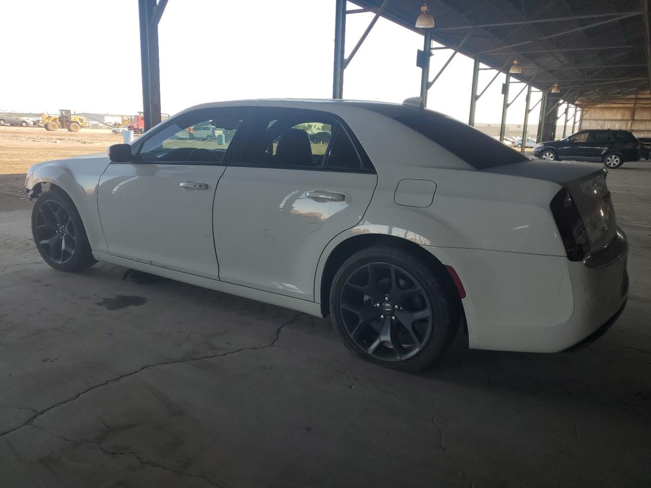 2022 CHRYSLER 300