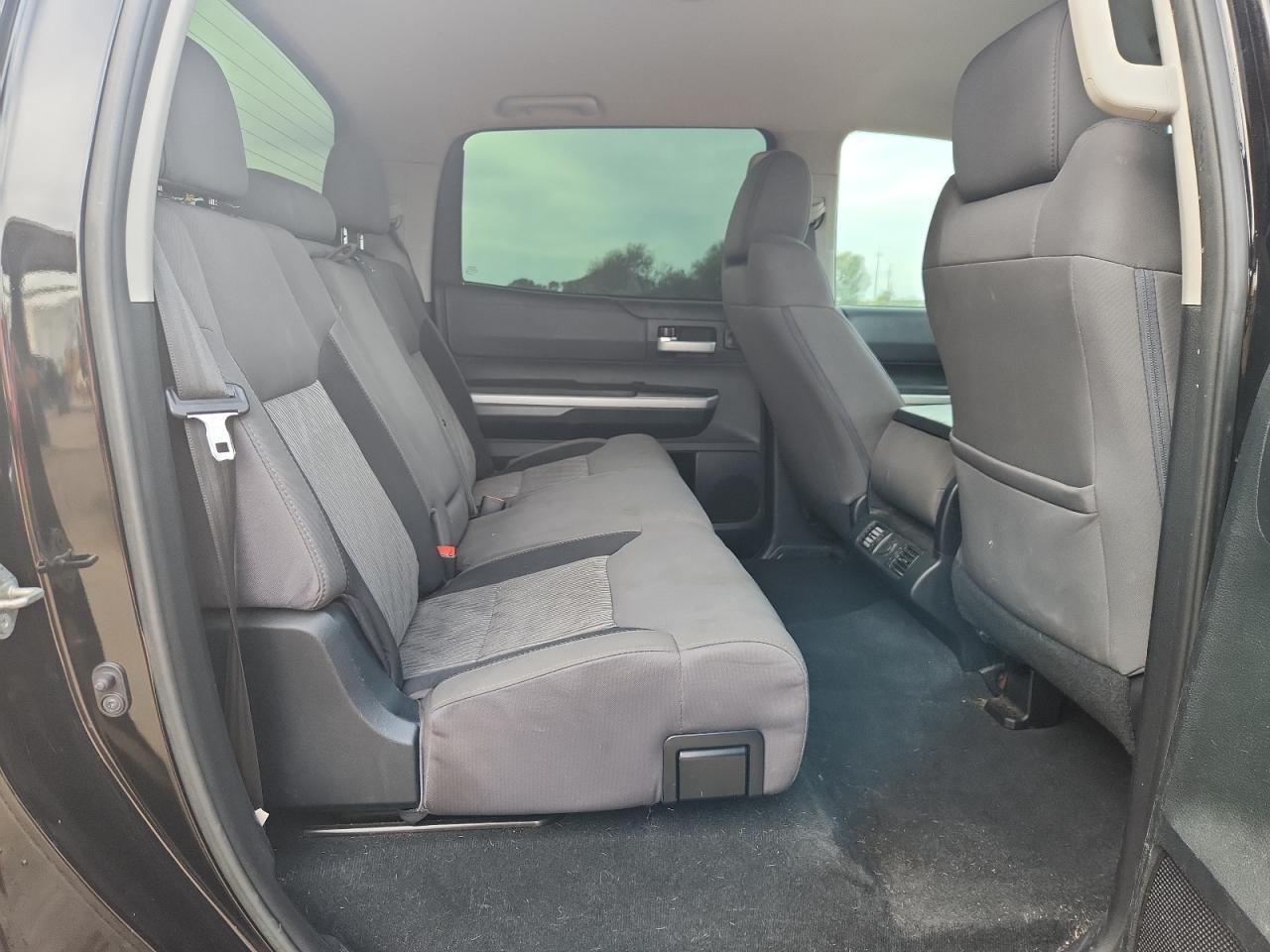 2017 TOYOTA TUNDRA