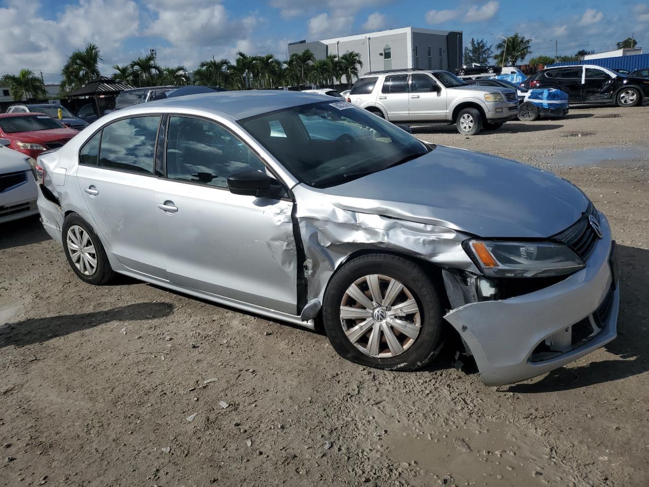 2014 VOLKSWAGEN JETTA