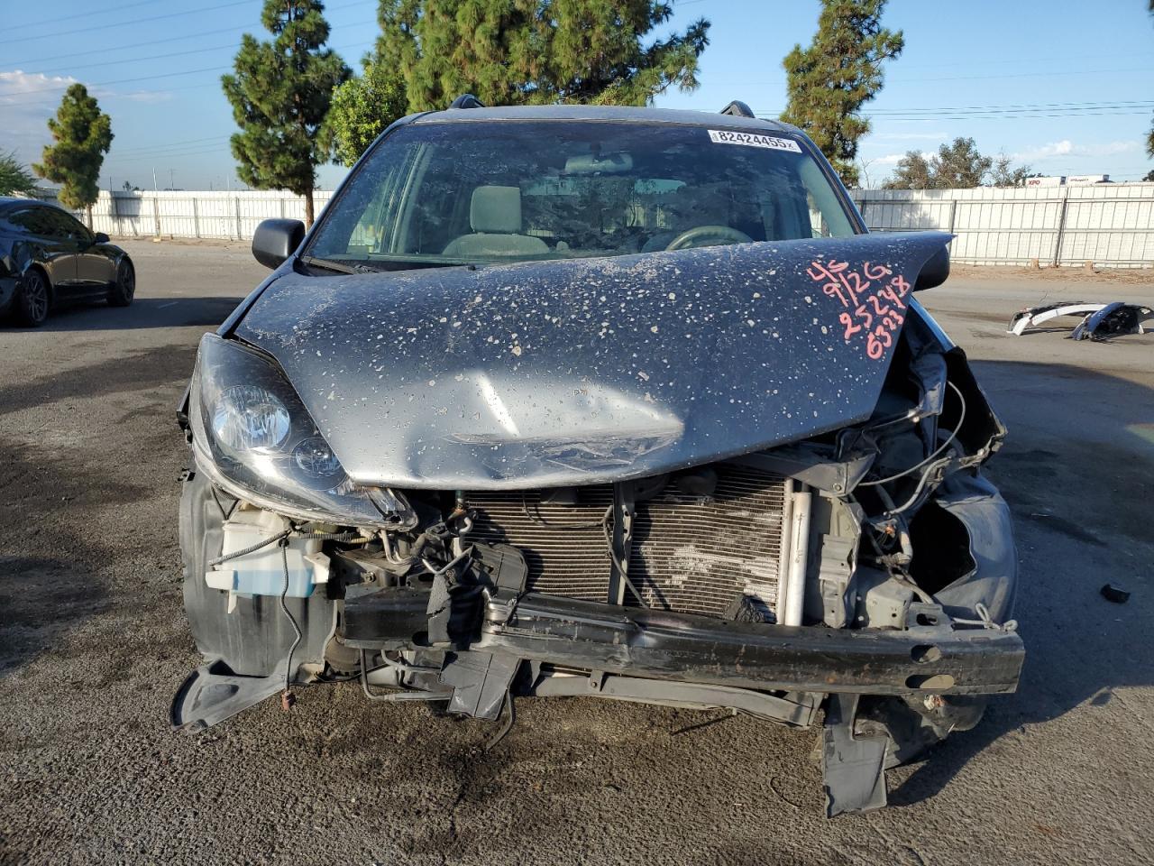 2006 TOYOTA SIENNA