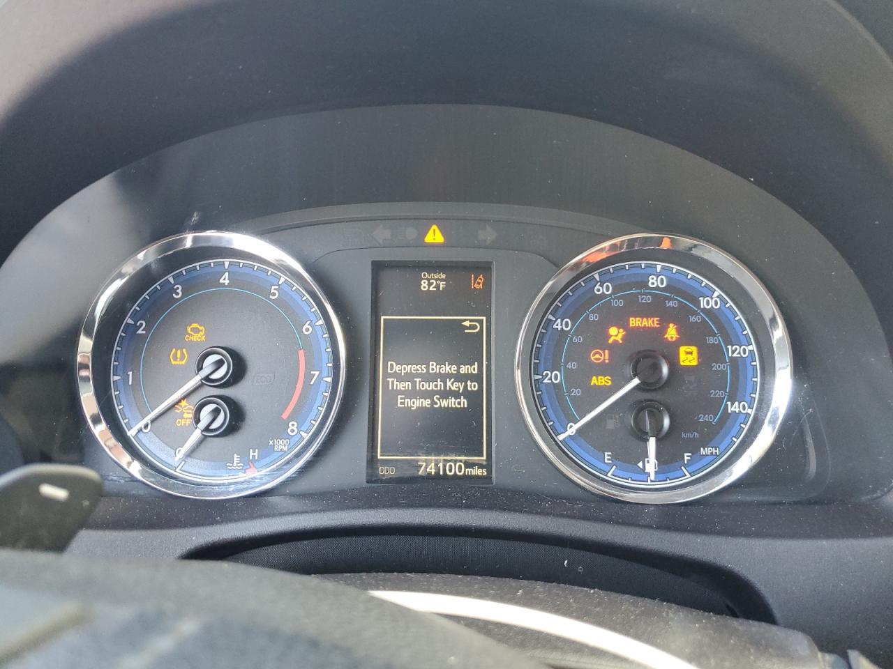 2017 TOYOTA COROLLA