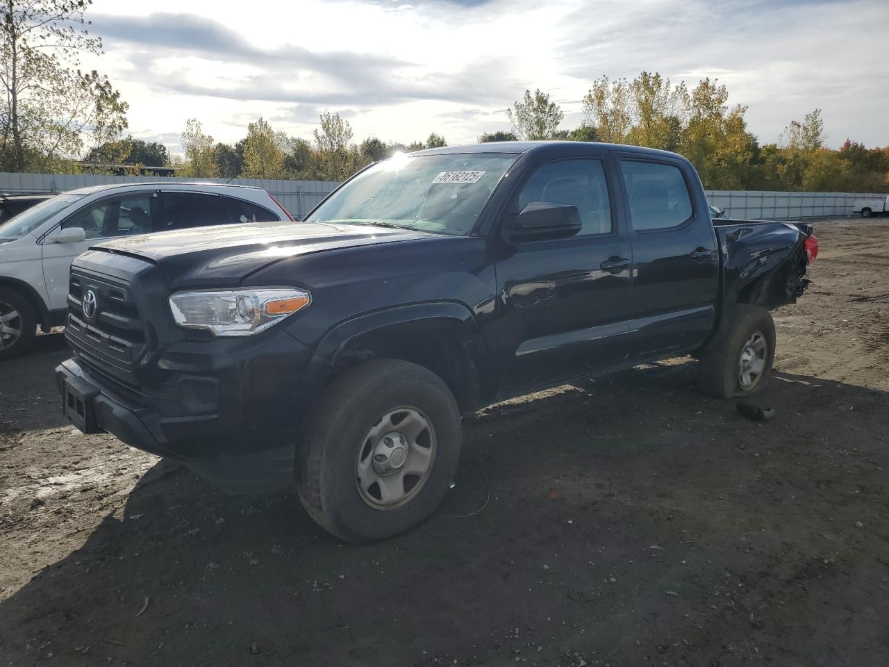 2017 TOYOTA TACOMA