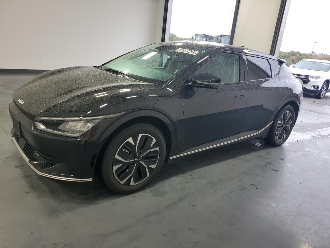 2023 KIA EV6