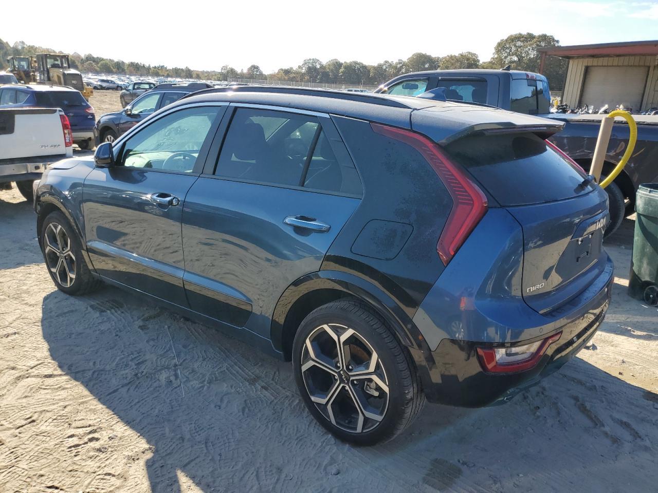 2025 KIA Niro