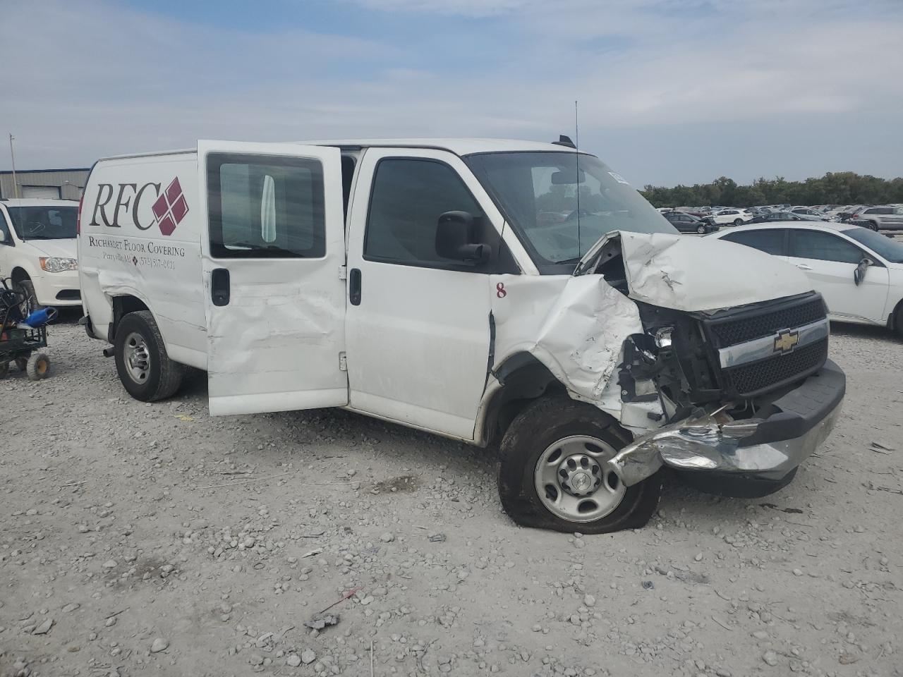 2019 CHEVROLET Express 3500