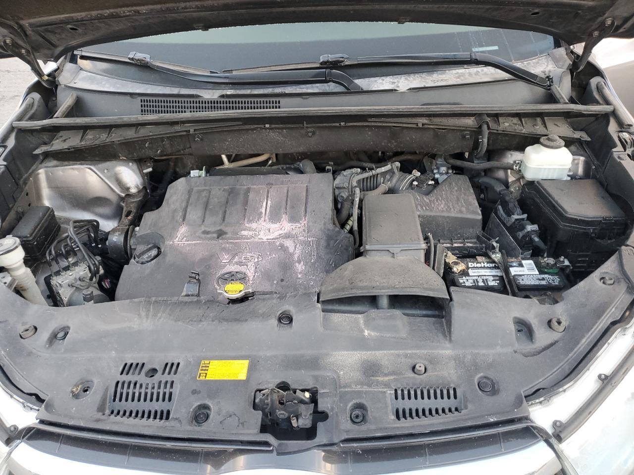2014 TOYOTA HIGHLANDER