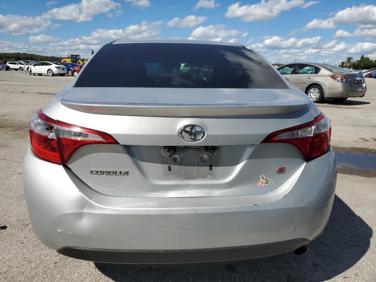 2016 TOYOTA COROLLA