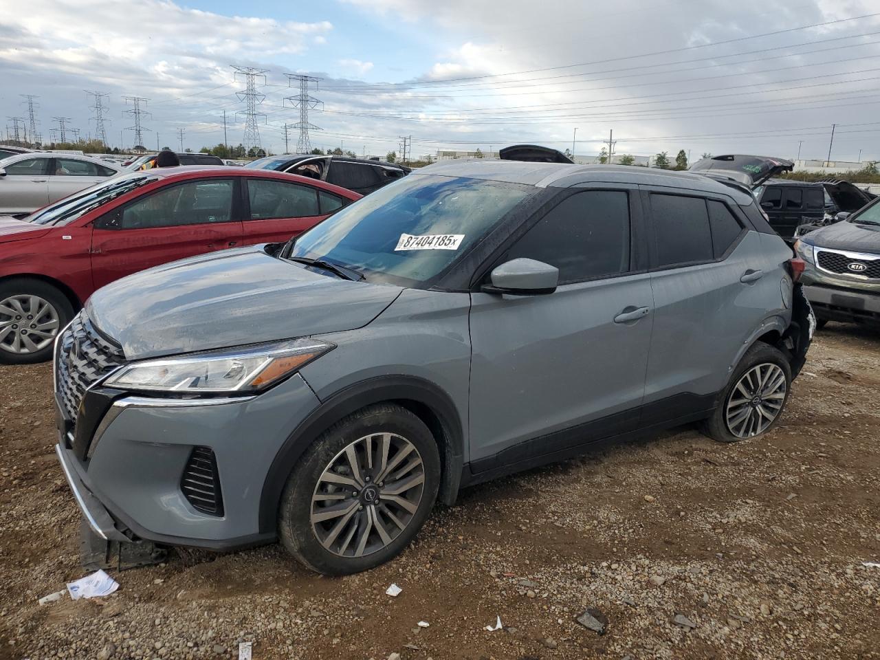 2023 NISSAN KICKS