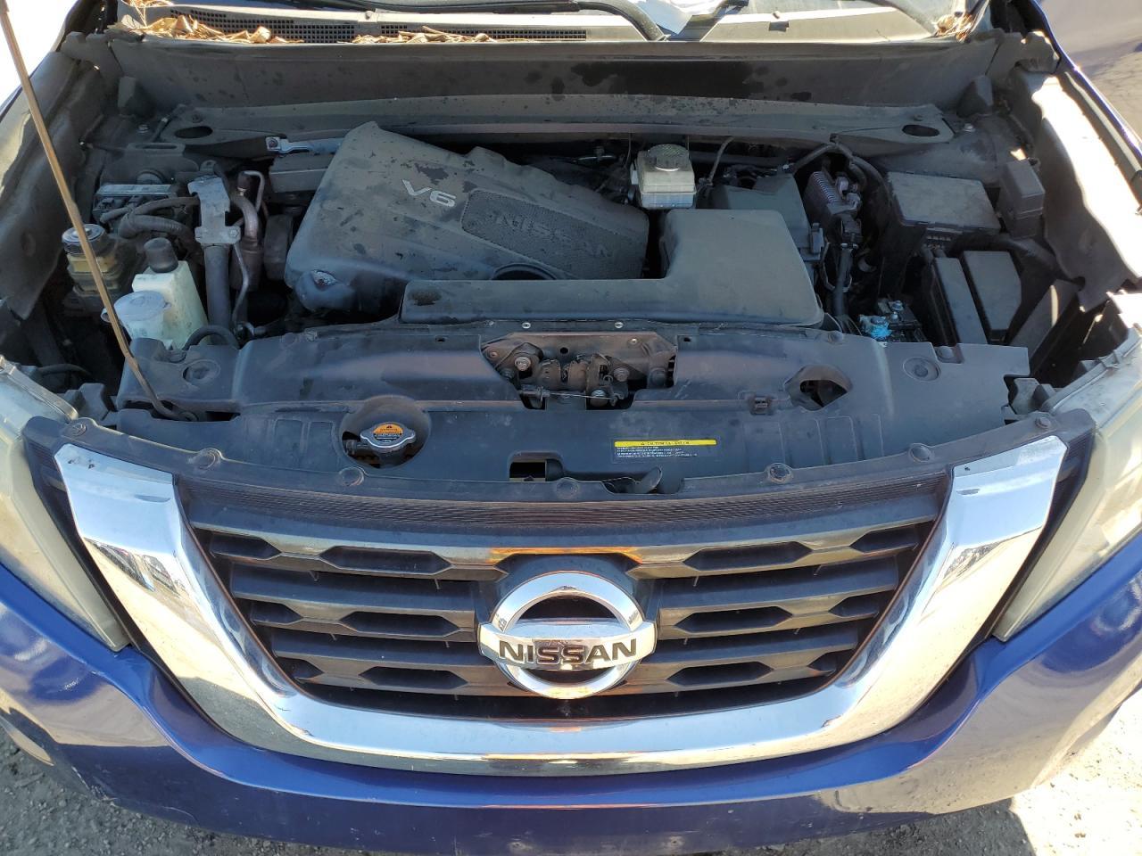 2017 NISSAN PATHFINDER