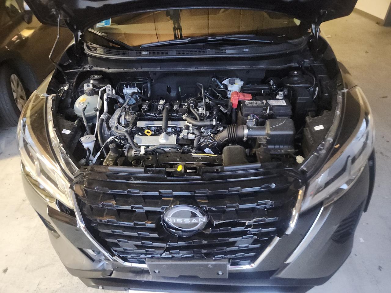 2024 NISSAN KICKS