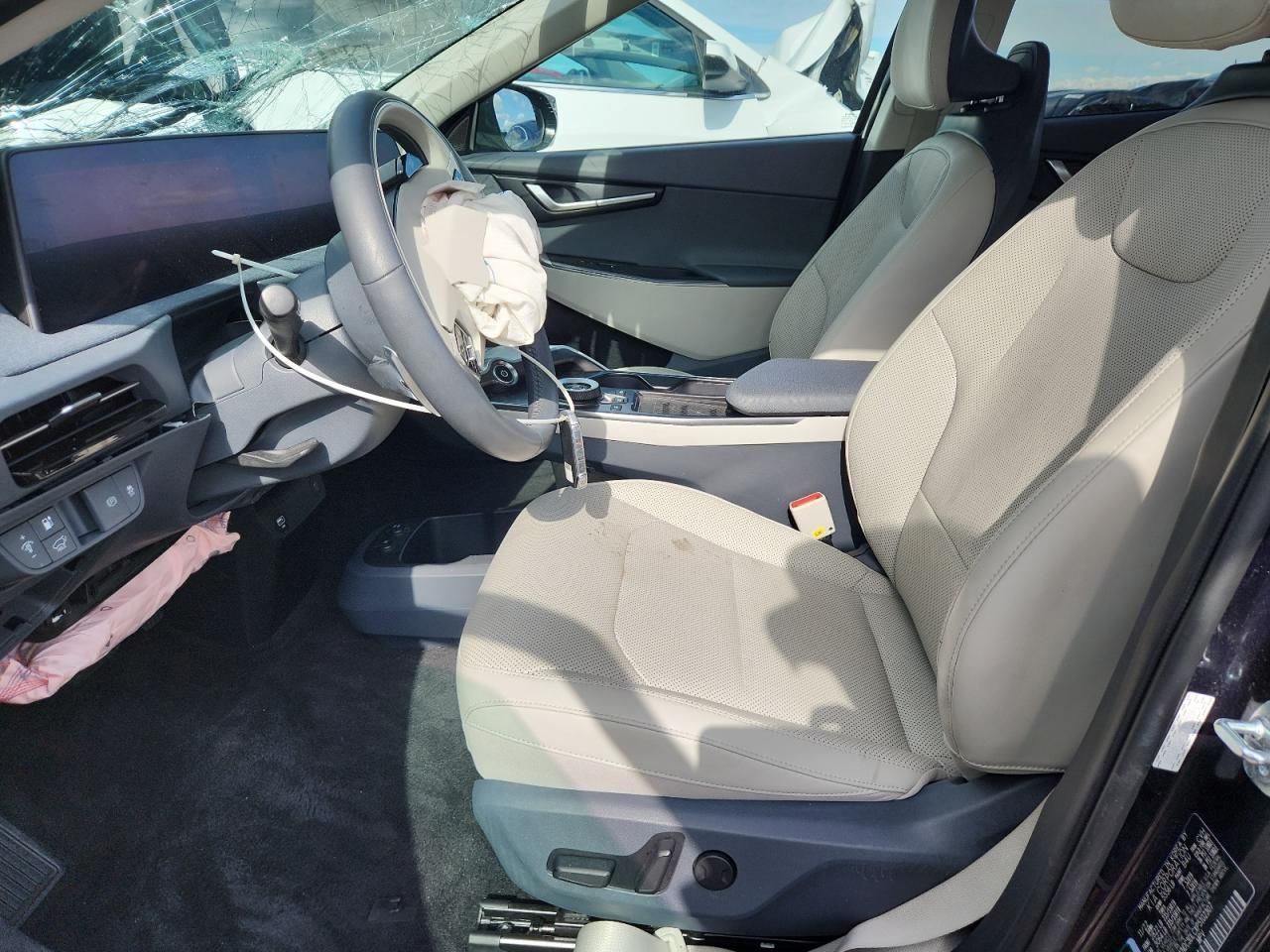 2023 KIA EV6
