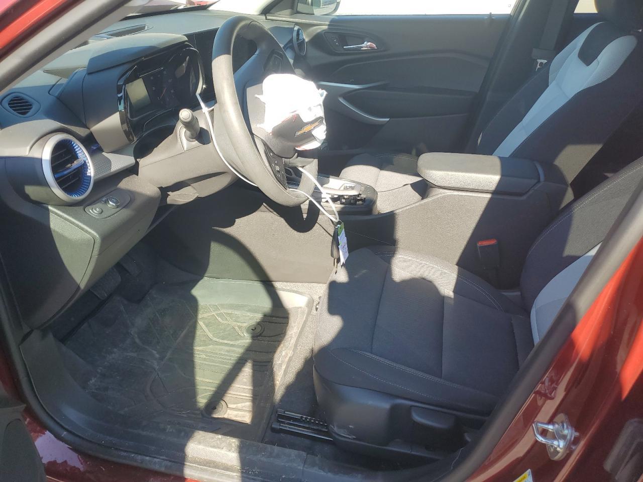 2025 CHEVROLET TRAX