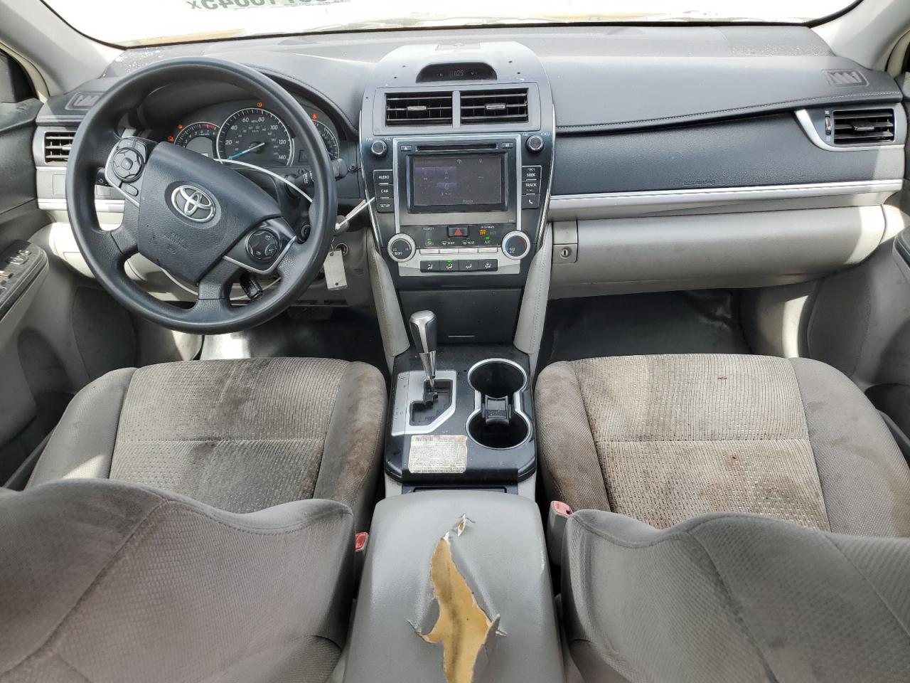 2014 TOYOTA CAMRY